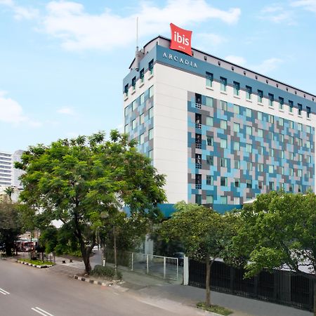 Ibis Jakarta Arcadia Buitenkant foto